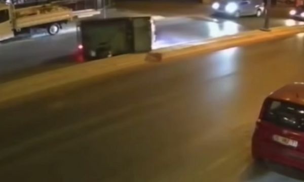 Kamyonet kasasında ölümle burun buruna!